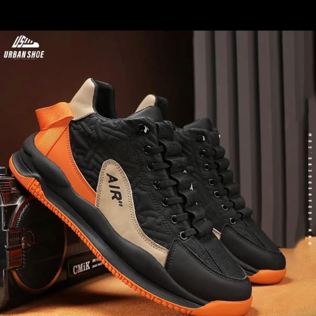 A black china shoos